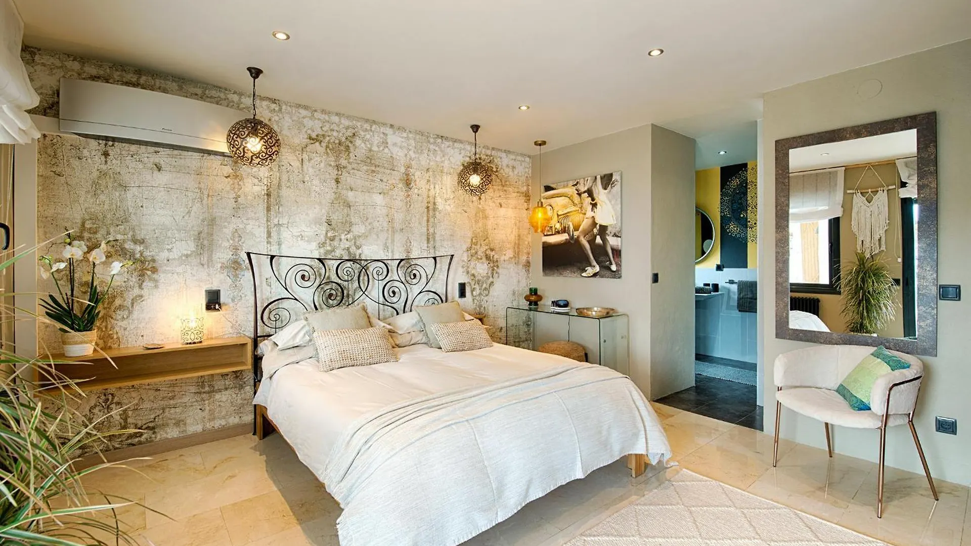 مبيت وإفطار روساس Casa De L'Albada 0*,  إسبانيا